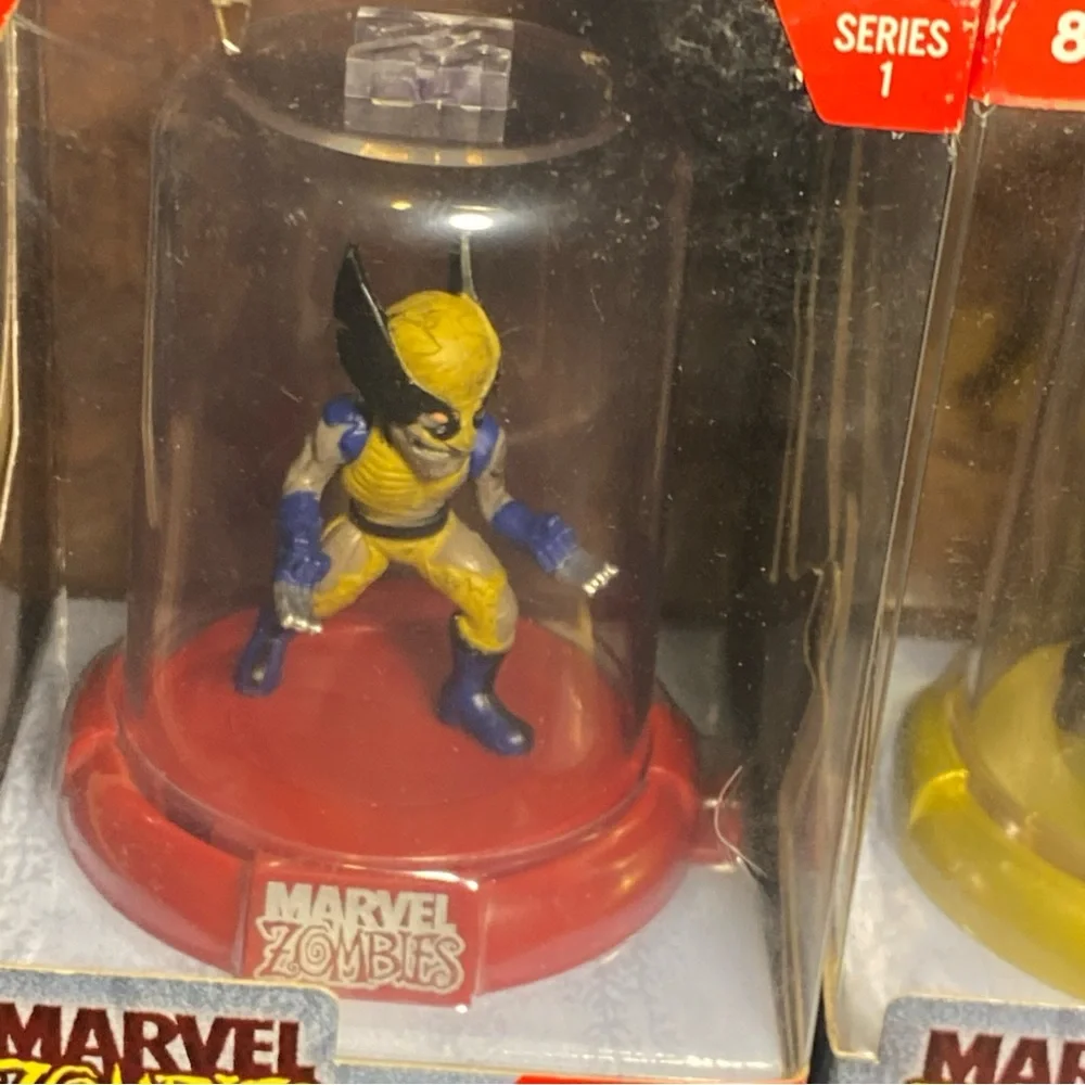 Marvel Zombies Domez‎ Series 1 Wolverine Hulk Chase Wolverine